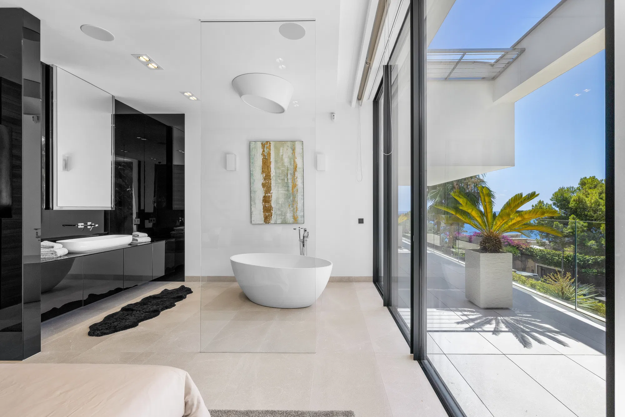 Villa di lusso in seconda linea di mare con piscina a sfioro e vista spettacolare sul mare-14