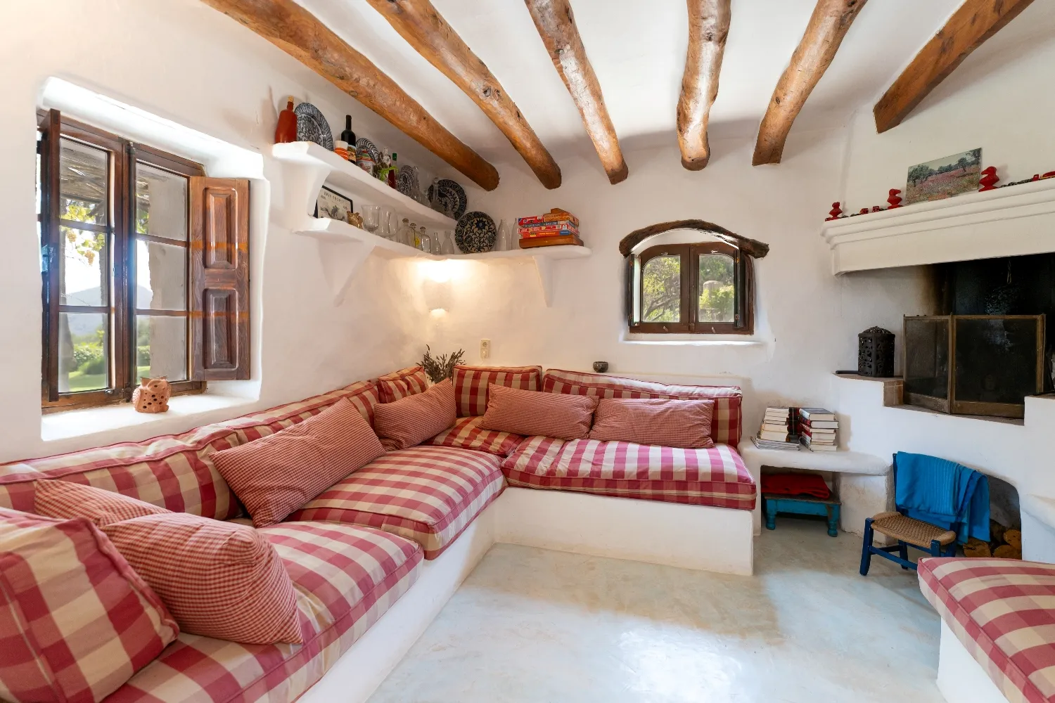 Propriété authentique avec maison d'hôtes et vue sur la mer-6