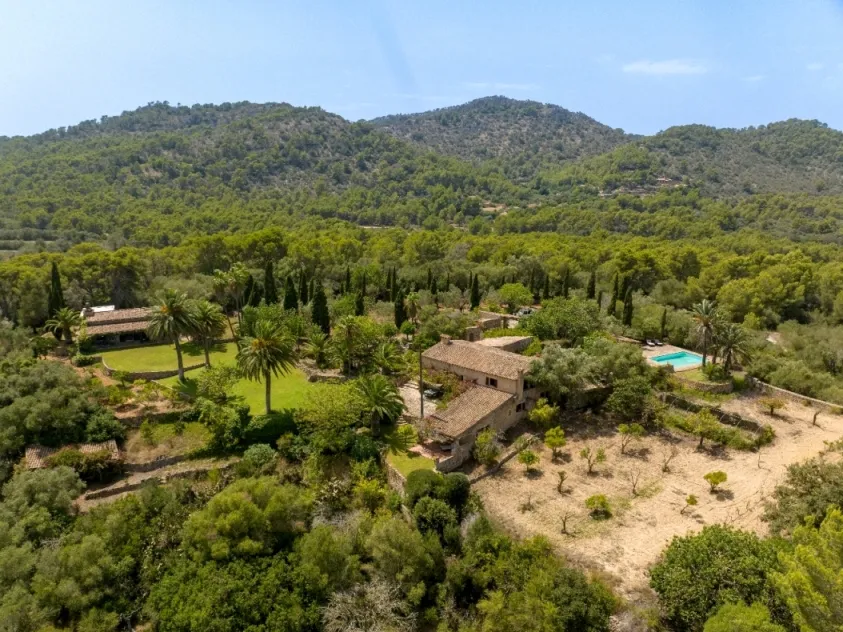 Propriété authentique avec maison d'hôtes et vue sur la mer-2