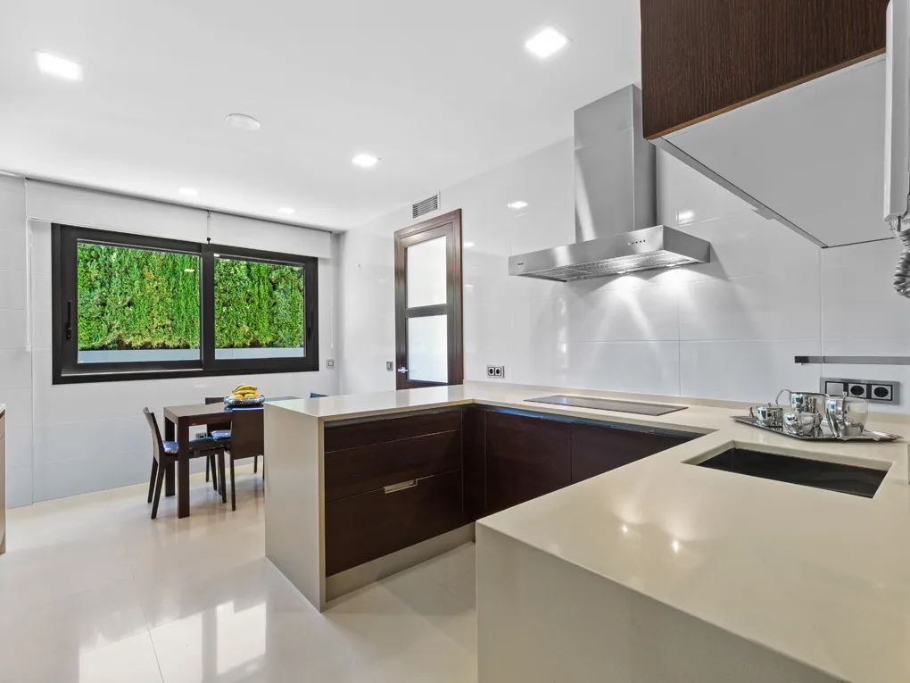 Beautiful villa with swimming pool close to the beach-5