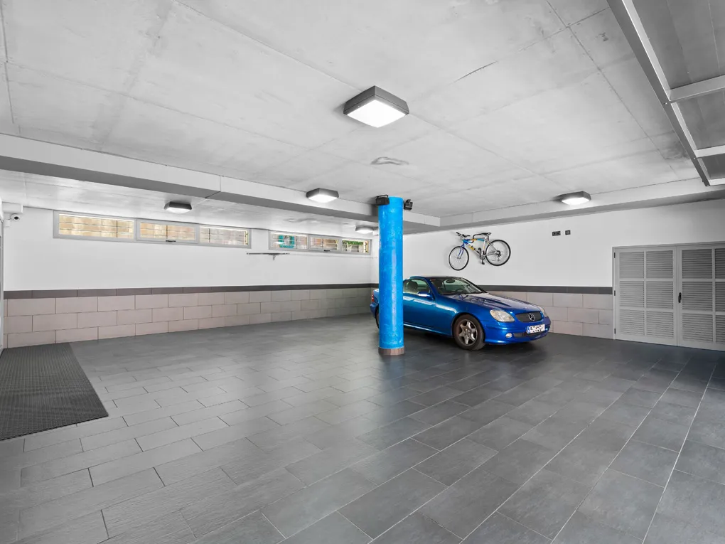 Beautiful villa with swimming pool close to the beach-12