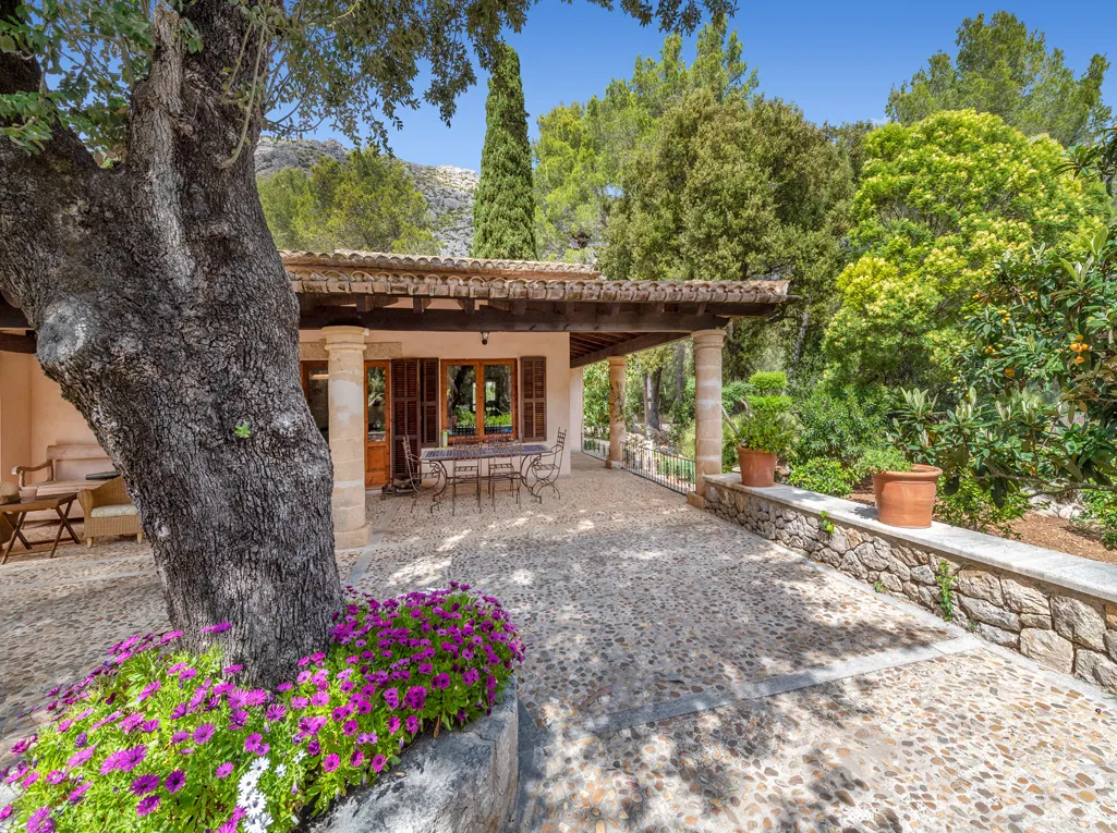 Enchanting, highly private home just outside Pollensa with ETV licence-12