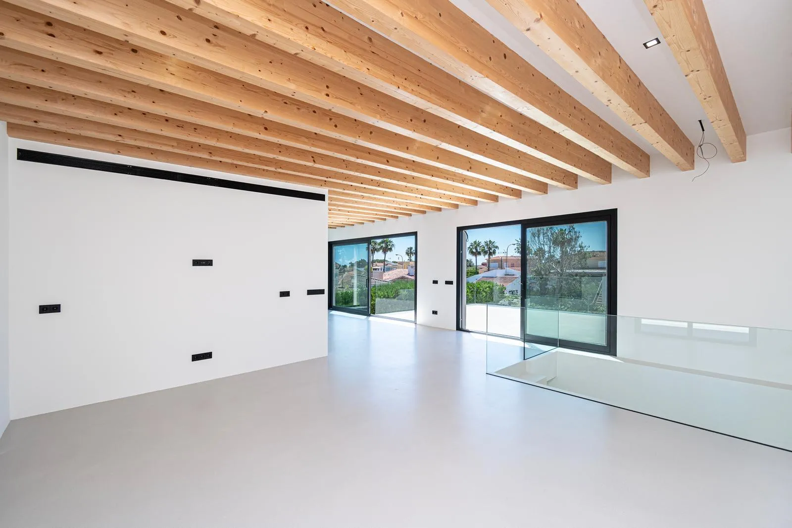 Modern designvilla vid havet-6