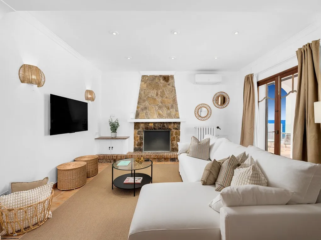 House in the center of Andratx-5