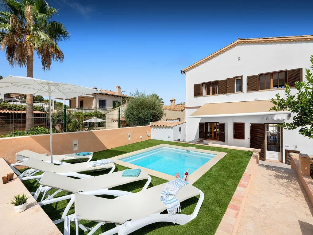 House in the center of Andratx-3