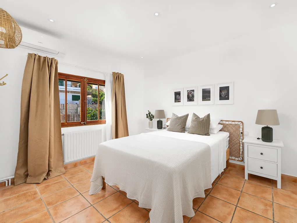 Hus i centrum af Andratx-12