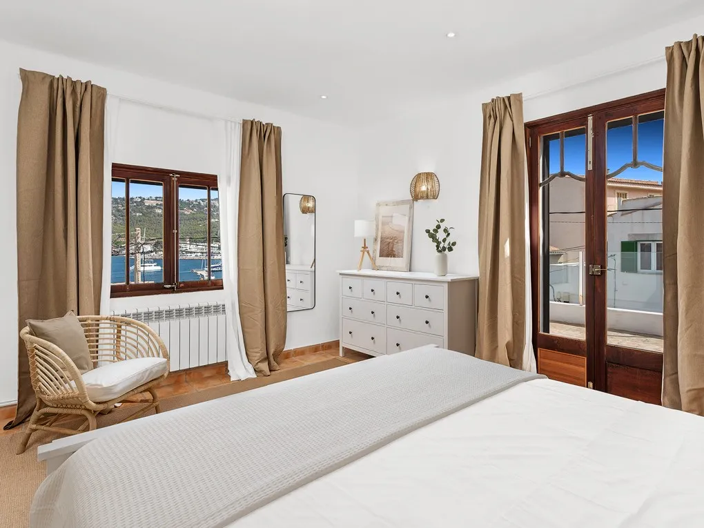 Hus i centrum af Andratx-11