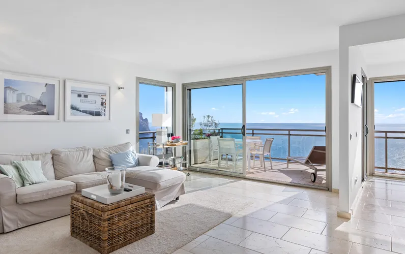 Appartement dans un complexe résidentiel exclusif avec vue sur la mer