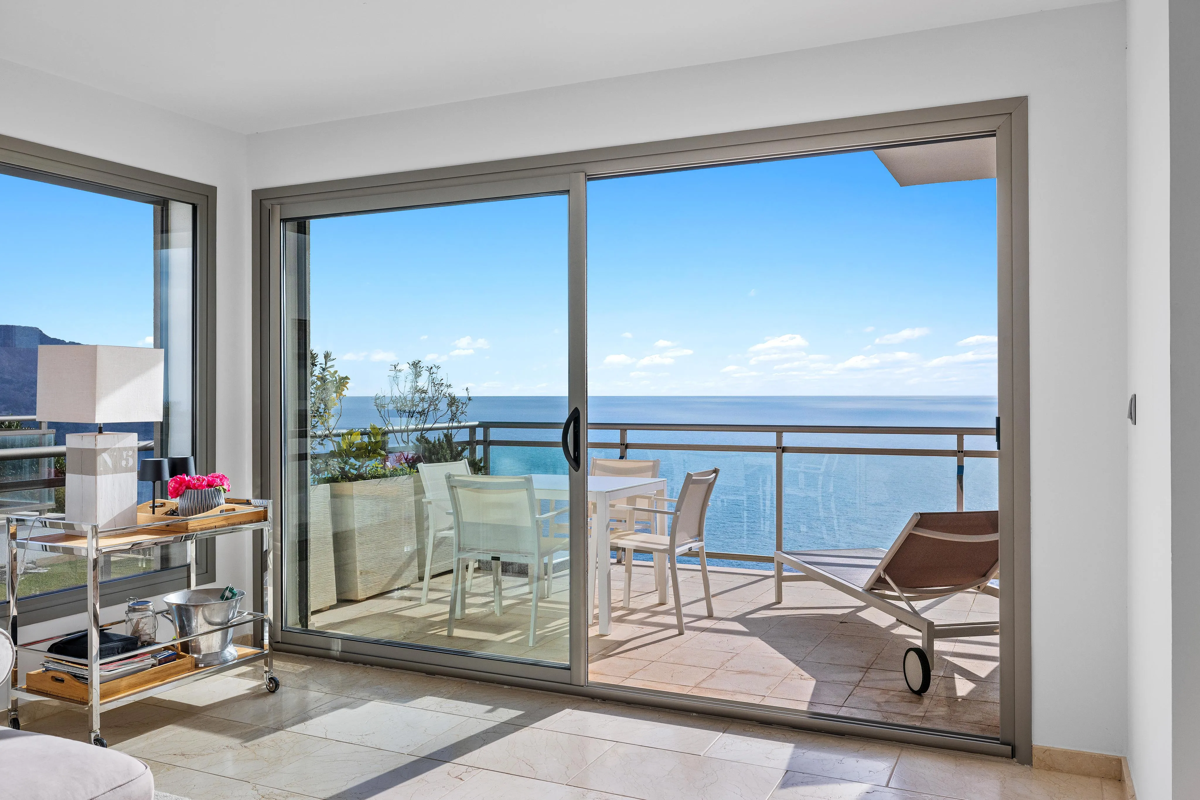 Apartment in exclusive residential complex with sea view-7