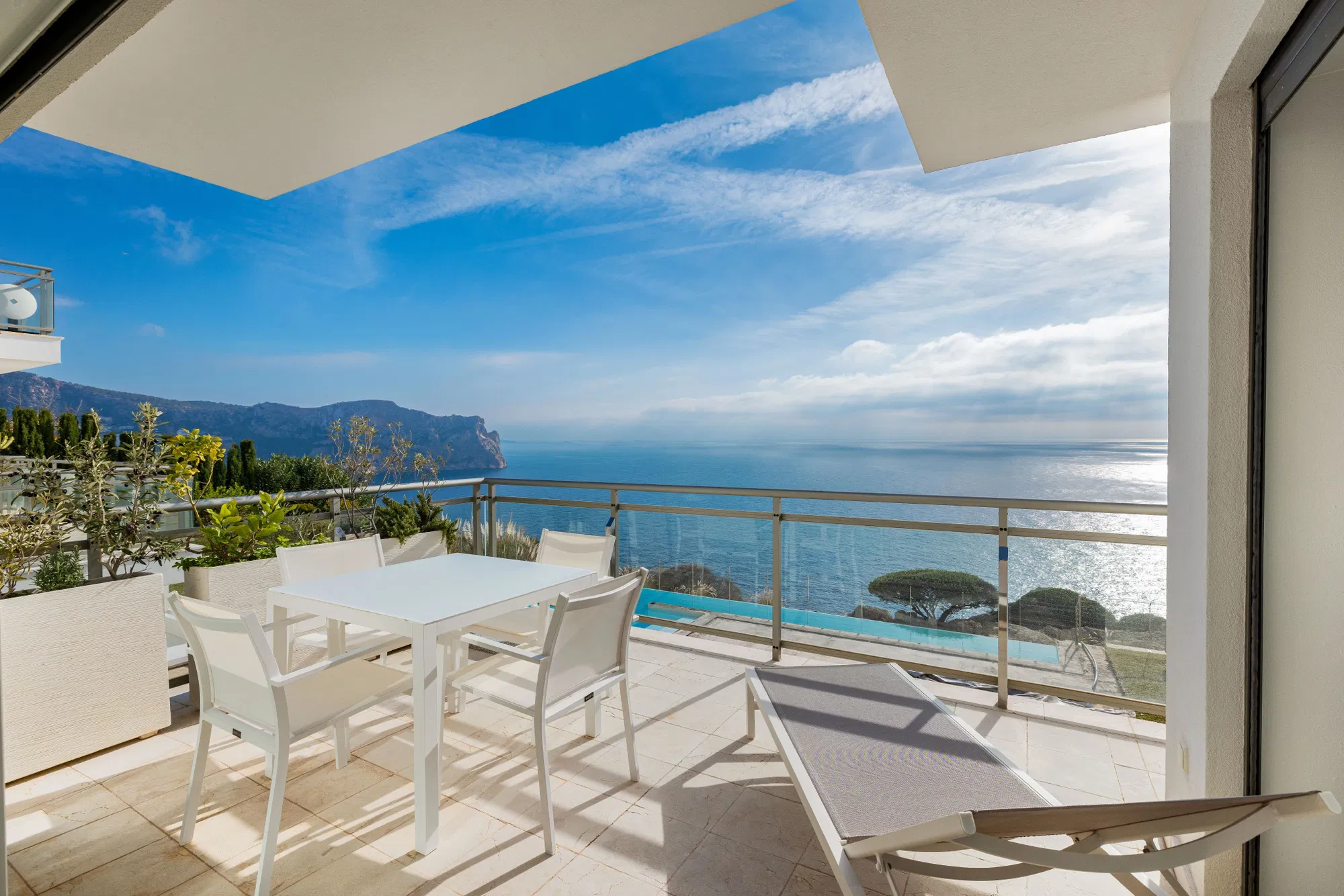 Apartment in exclusive residential complex with sea view-15
