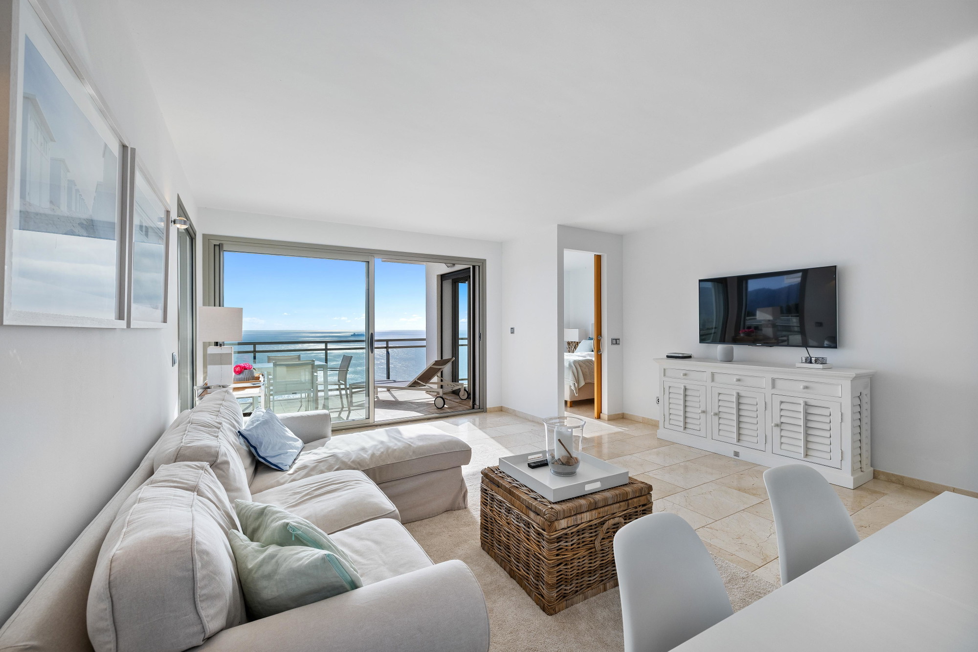 Pis en una urbanització residencial exclusiva amb vistes al mar-6