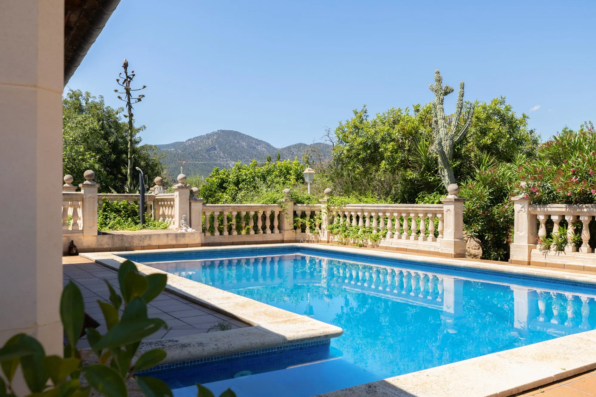 Rustikale Finca mit viel Gestaltungspotenzial in Toplage von Santa Maria-16
