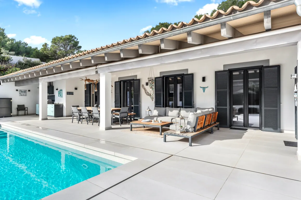 Modernt fristående hus med uppvärmd pool i ett lugnt läge i Font de Sa Cala-2