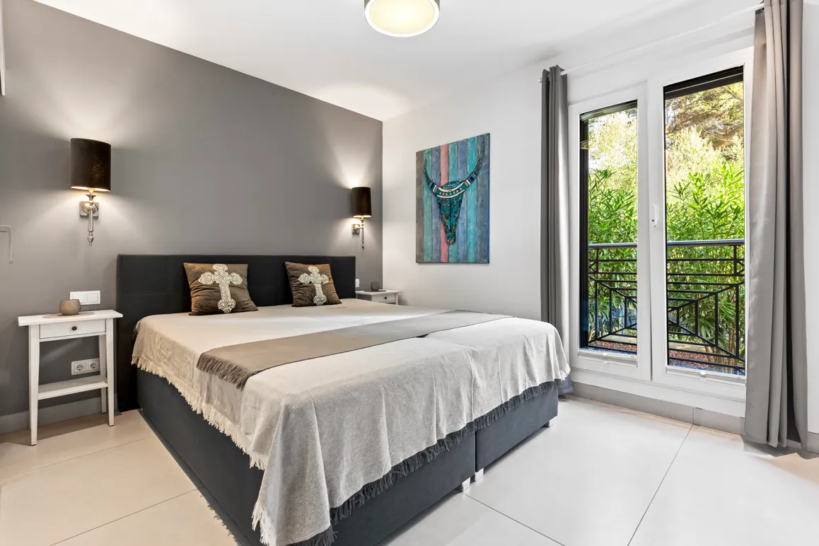 Modern vrijstaand huis met verwarmd zwembad op een rustige locatie in Font de Sa Cala-9