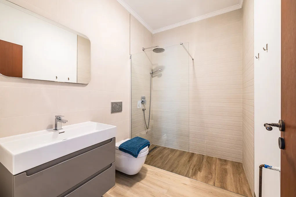 Impressive country house with ETV License-14