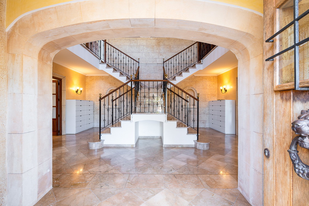 Impressive country house with ETV License-8