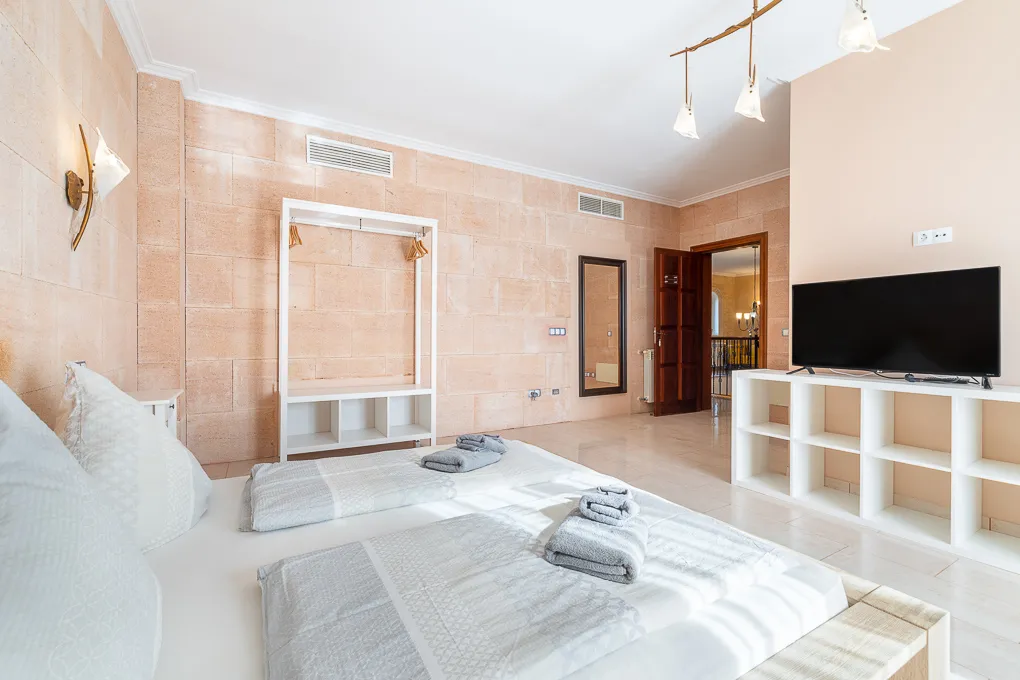 Impressive country house with ETV License-12