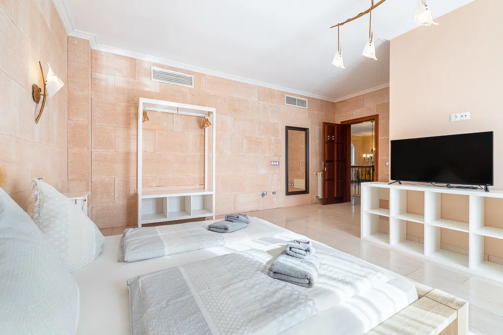 Impressive country house with ETV License-11