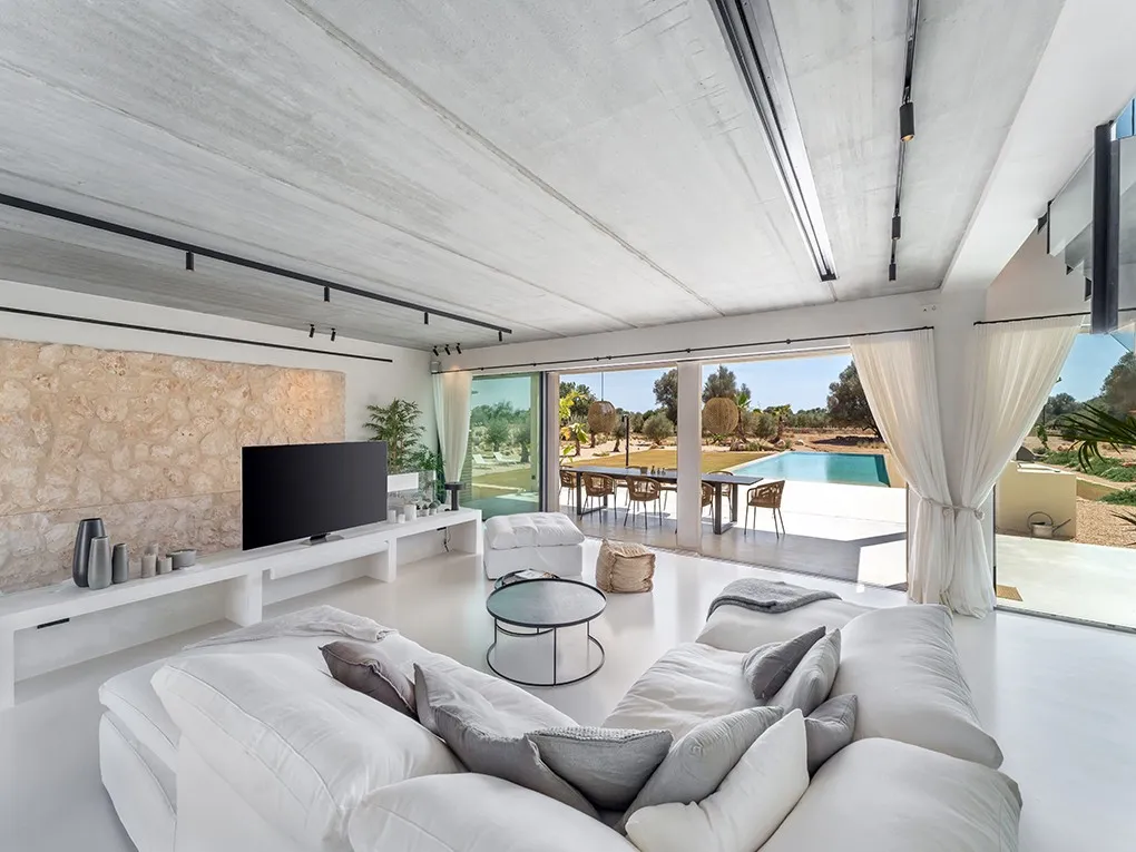 Innovative new-build finca in quiet location-6