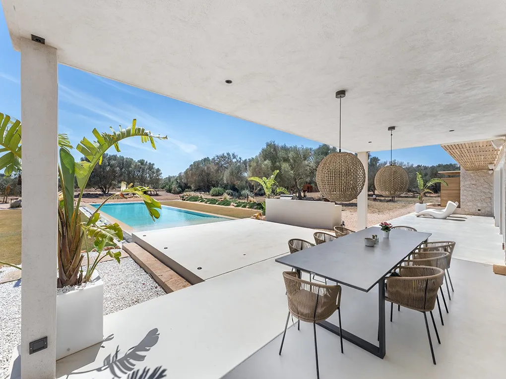 Finca innovadora de nova construcció en una zona tranquil·la-3