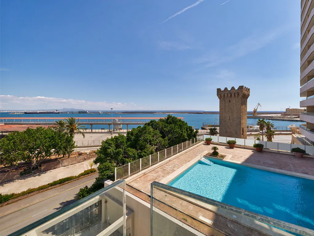 Neue Luxuswohnung mit Hafenblick in Palma-10