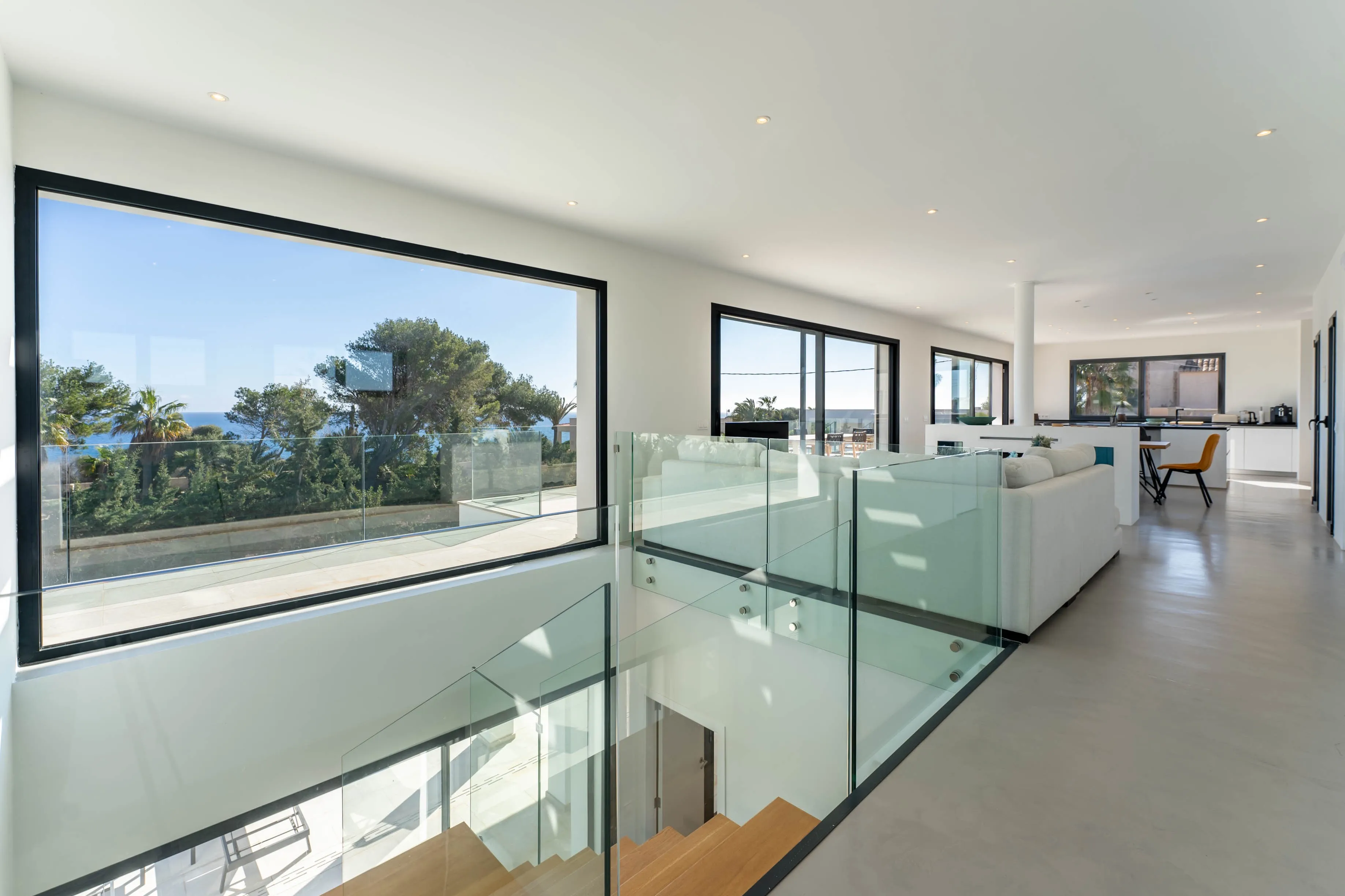 Eksklusiv villa med betagende havudsigt i Cala Llombards-6