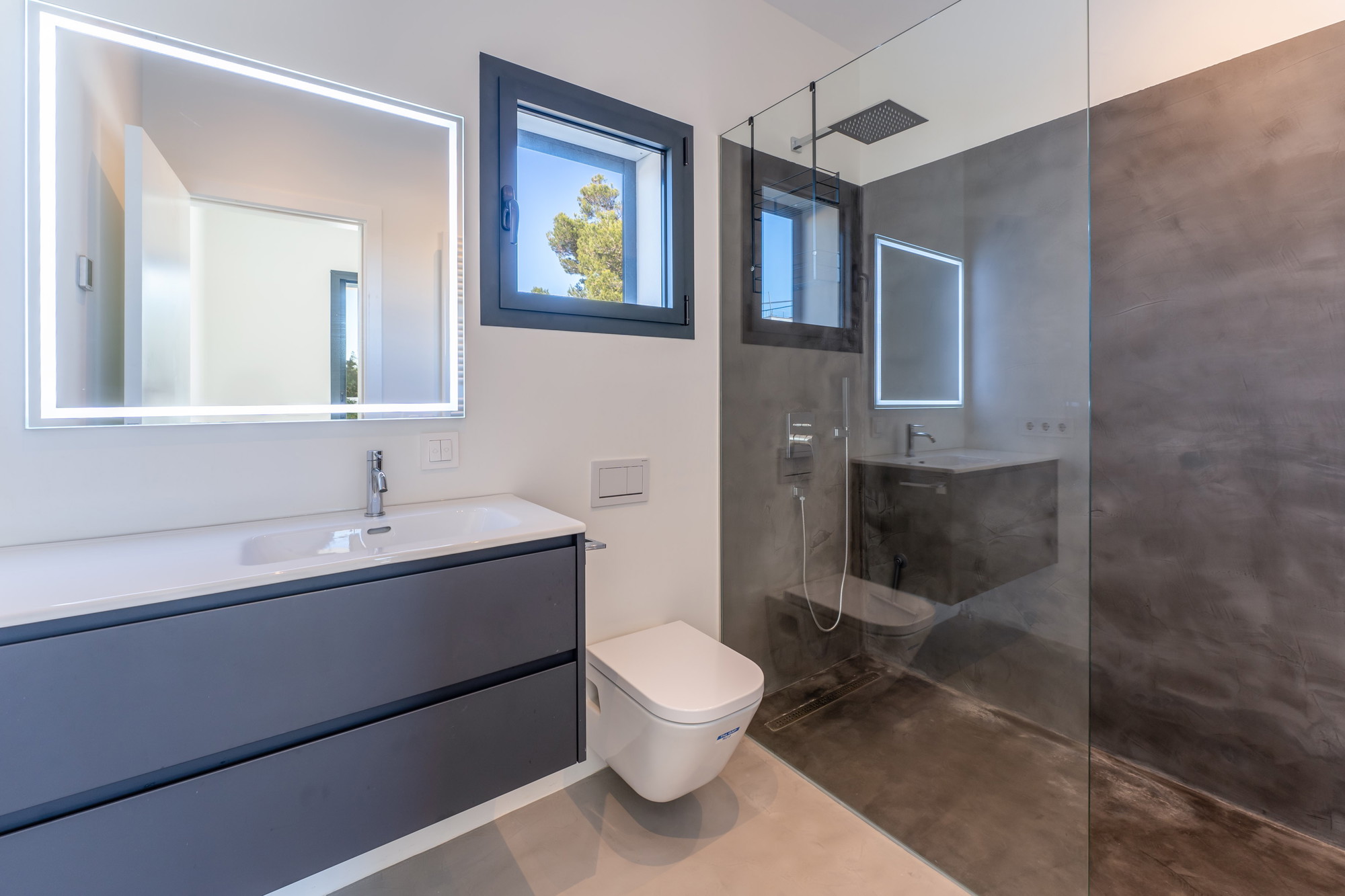 Exclusieve villa met adembenemend uitzicht op zee in Cala Llombards-8