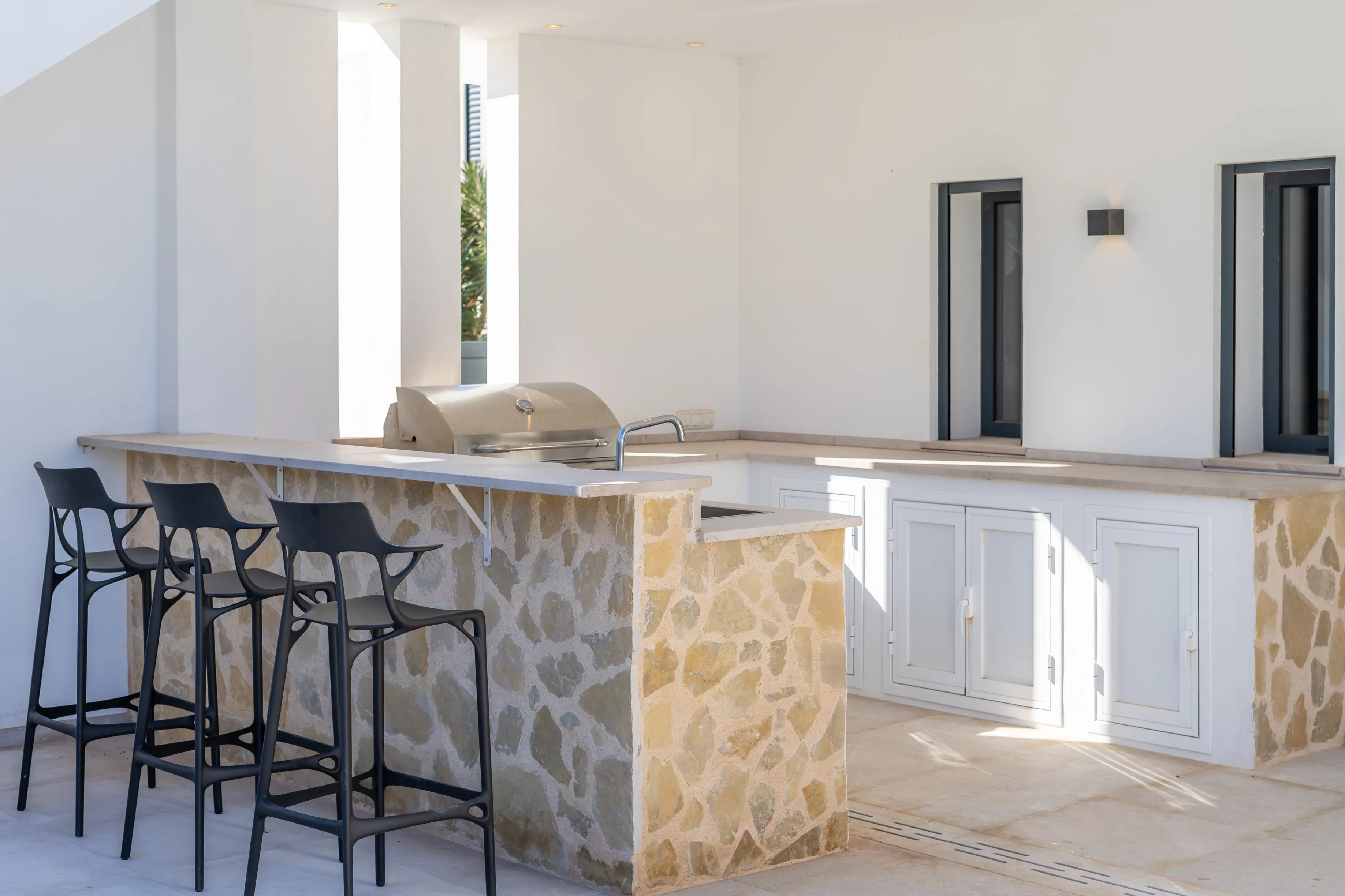 Эксклюзивная вилла с захватывающим видом на море в Кала Лломбардс-20