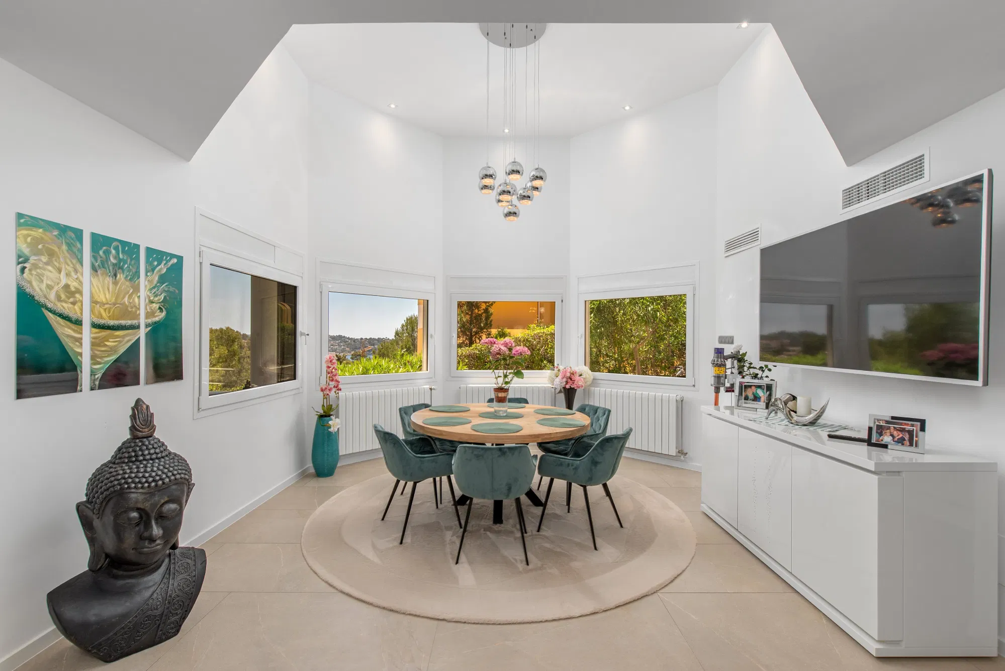 Mediterrane villa met uitzicht op zee-5