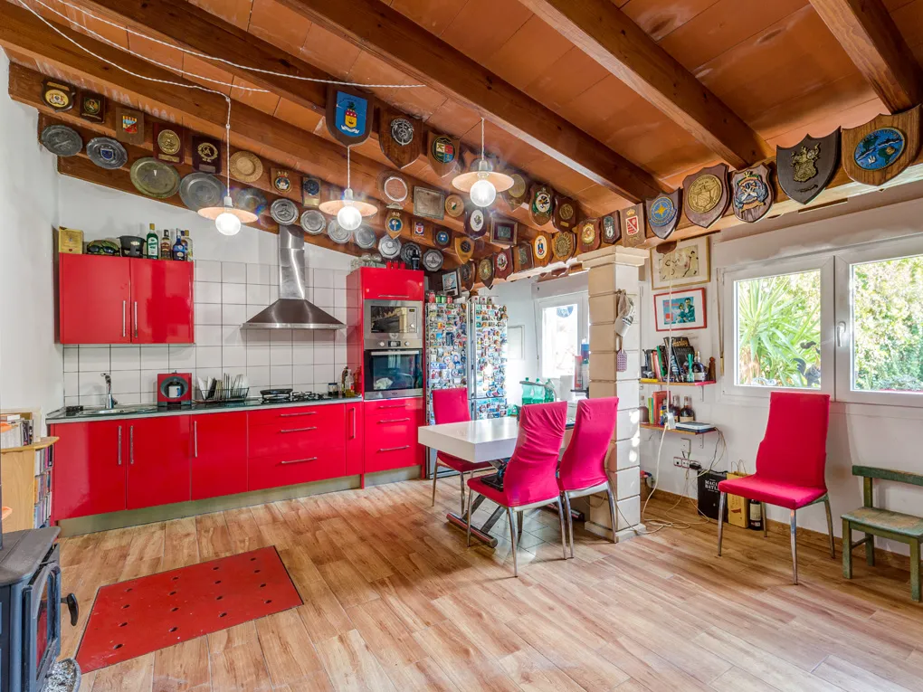 Privileged plot with bungalow and swimming pool-3