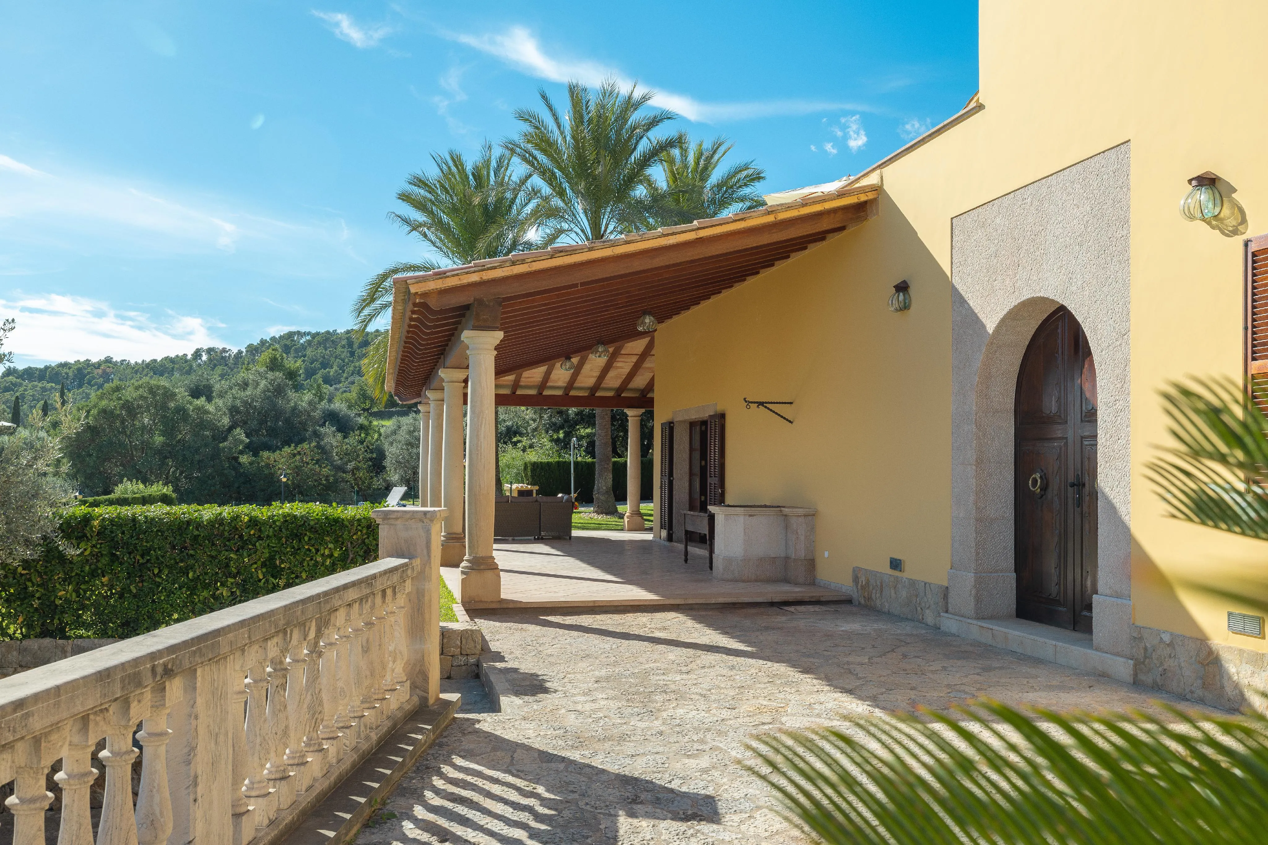 Charmante villa met verreikend uitzicht en vakantieverhuur licentie in Selva-21