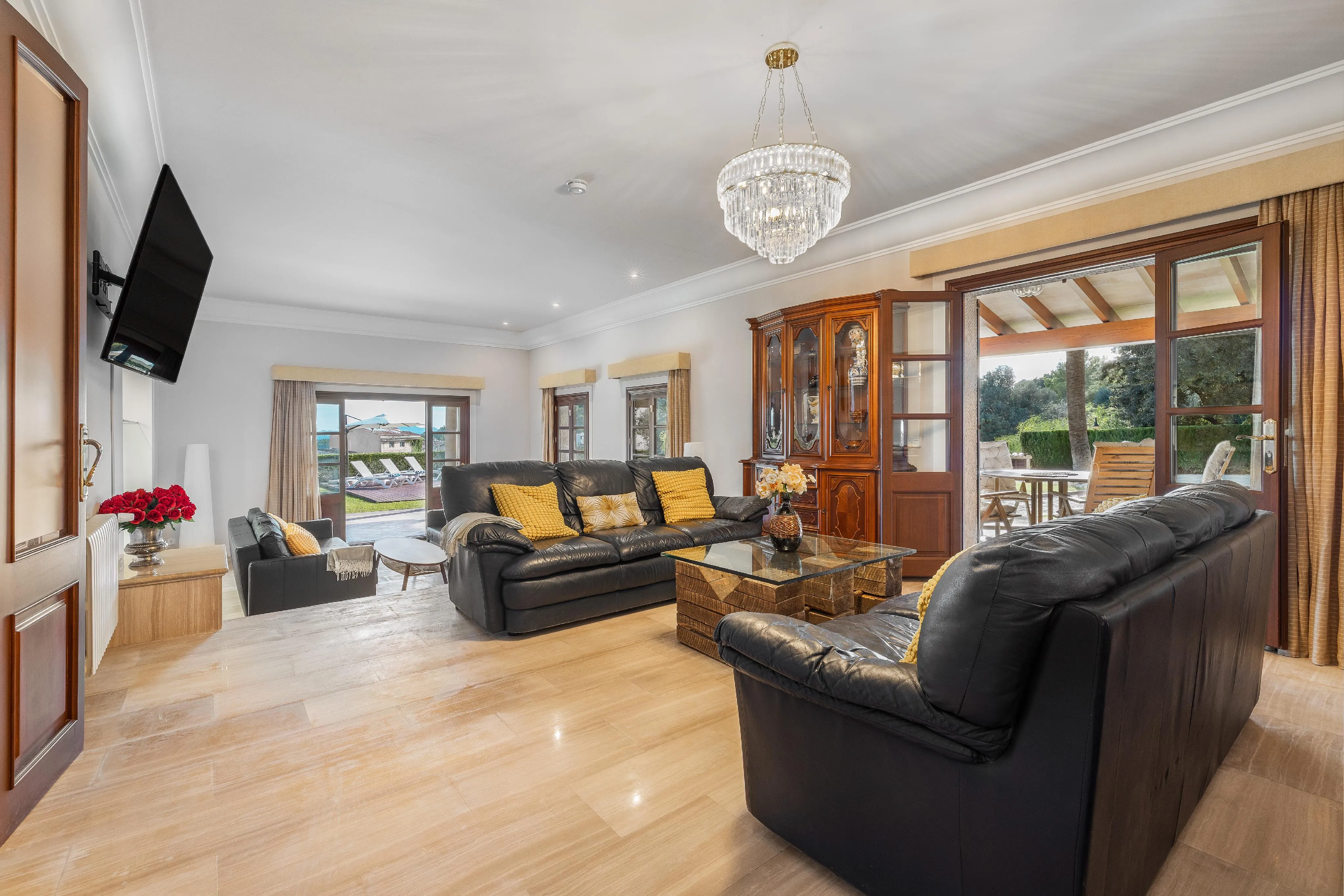 Charmante villa met verreikend uitzicht en vakantieverhuur licentie in Selva-5