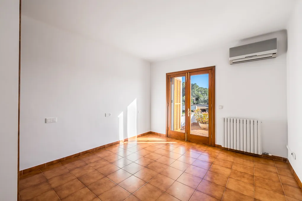 Villa til renovering med drømmebeliggenhed tæt på Bunyola-11