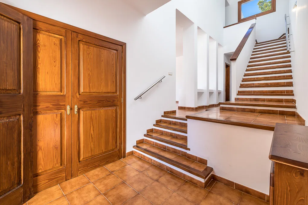 Villa to renovate in a dream location close Bunyola-5
