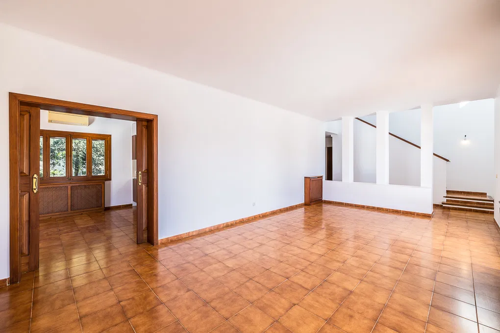 Villa to renovate in a dream location close Bunyola-7