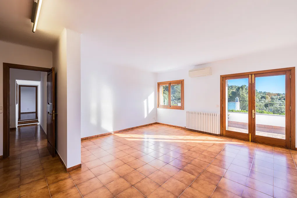 Villa to renovate in a dream location close Bunyola-12