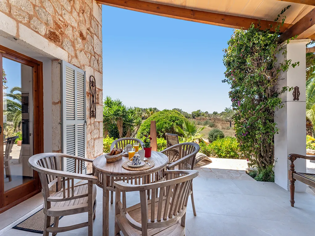 Charmante natuurstenen finca aan de rand van Santanyi met verhuurvergunning-16