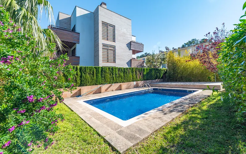 Marvellous penthouse very close to beach, Puerto Pollensa