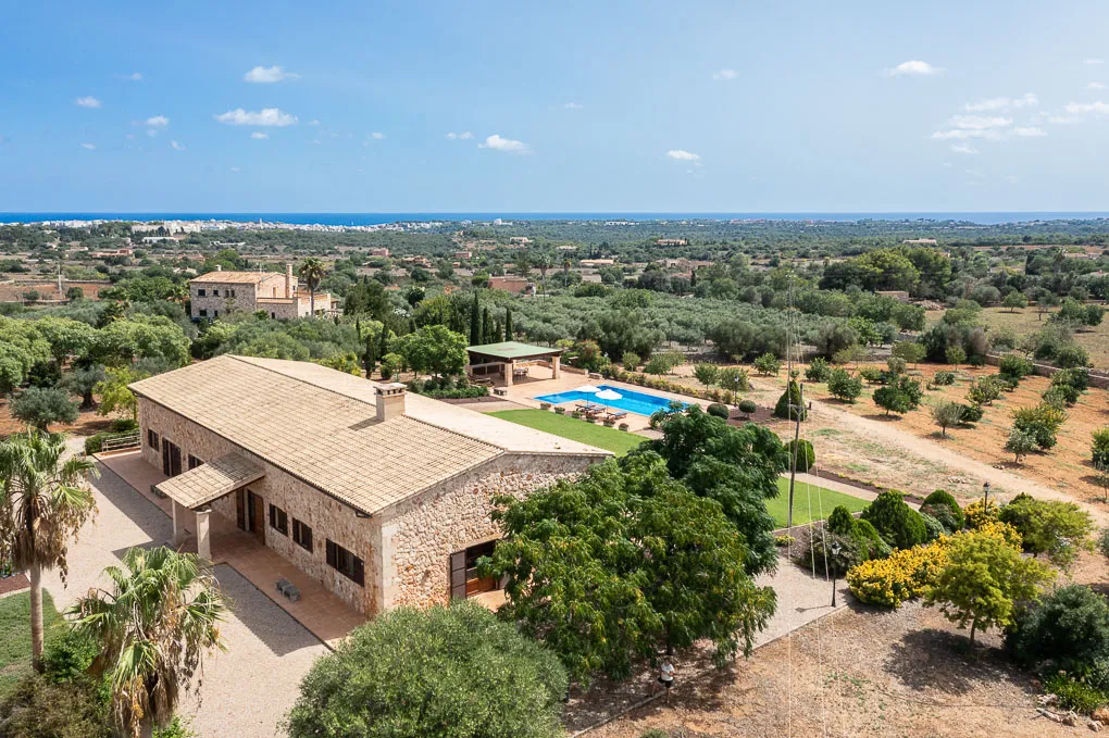 Elegant casa de camp amb vista al mar-1