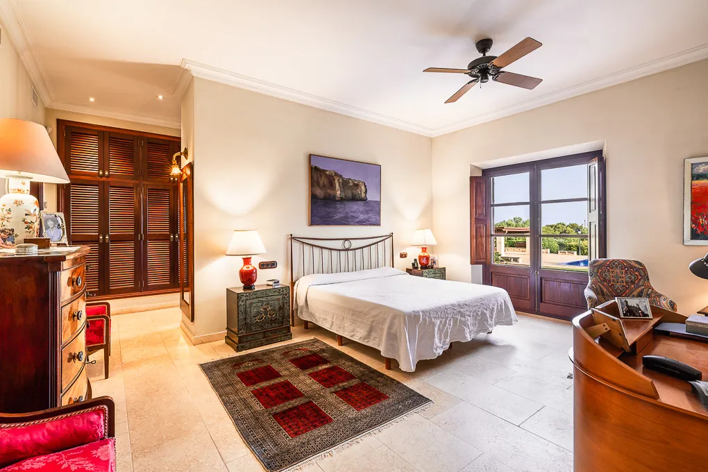 Elegant casa de camp amb vista al mar-9