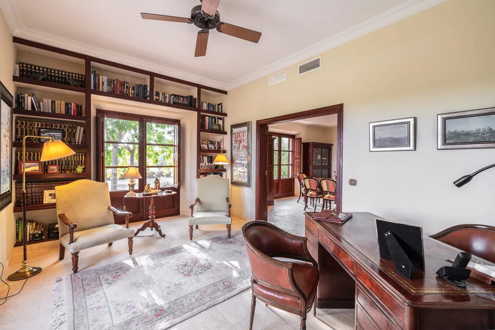 Elegant casa de camp amb vista al mar-6