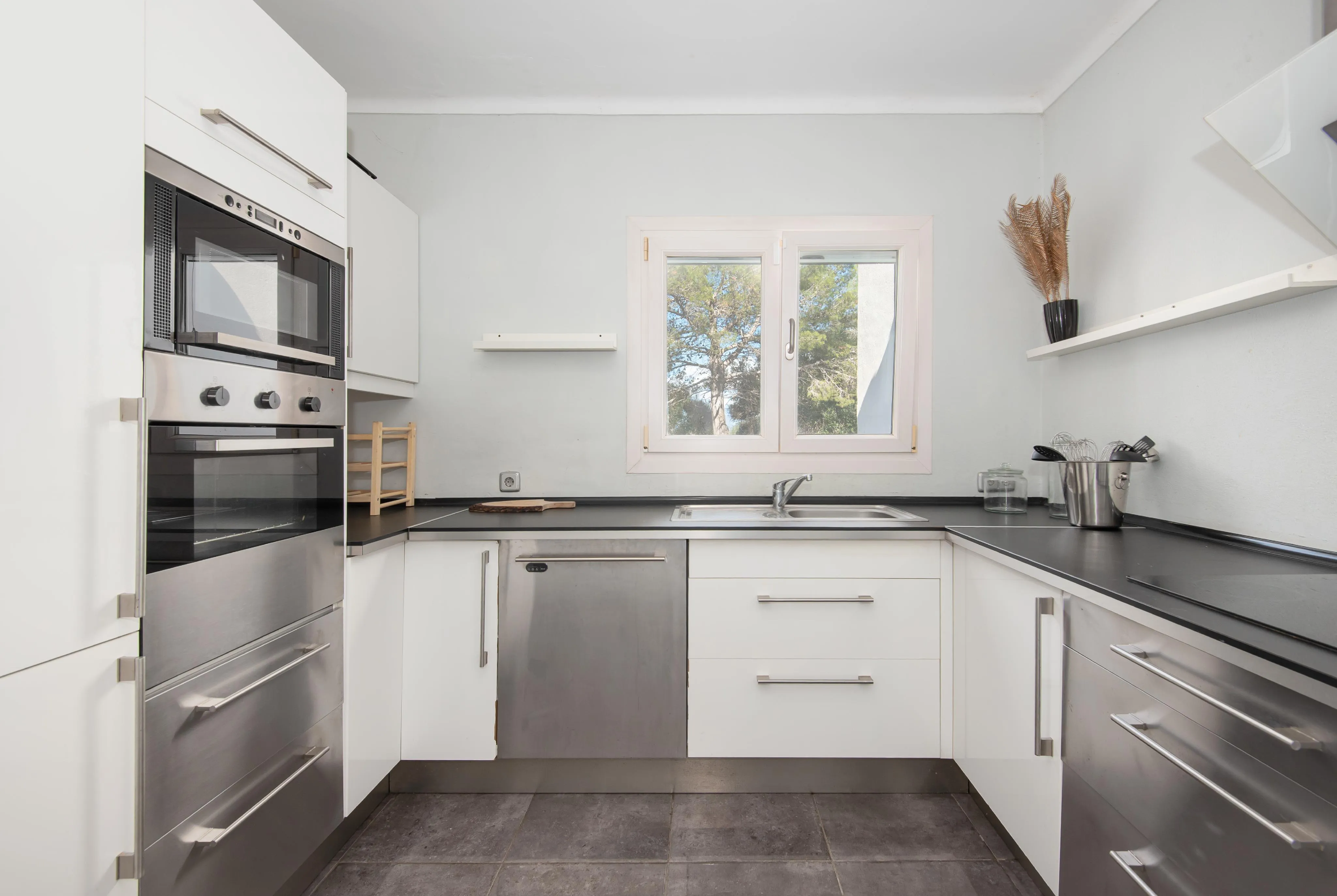 Su paraíso privado: Encantador bungalow con oasis de bienestar-8