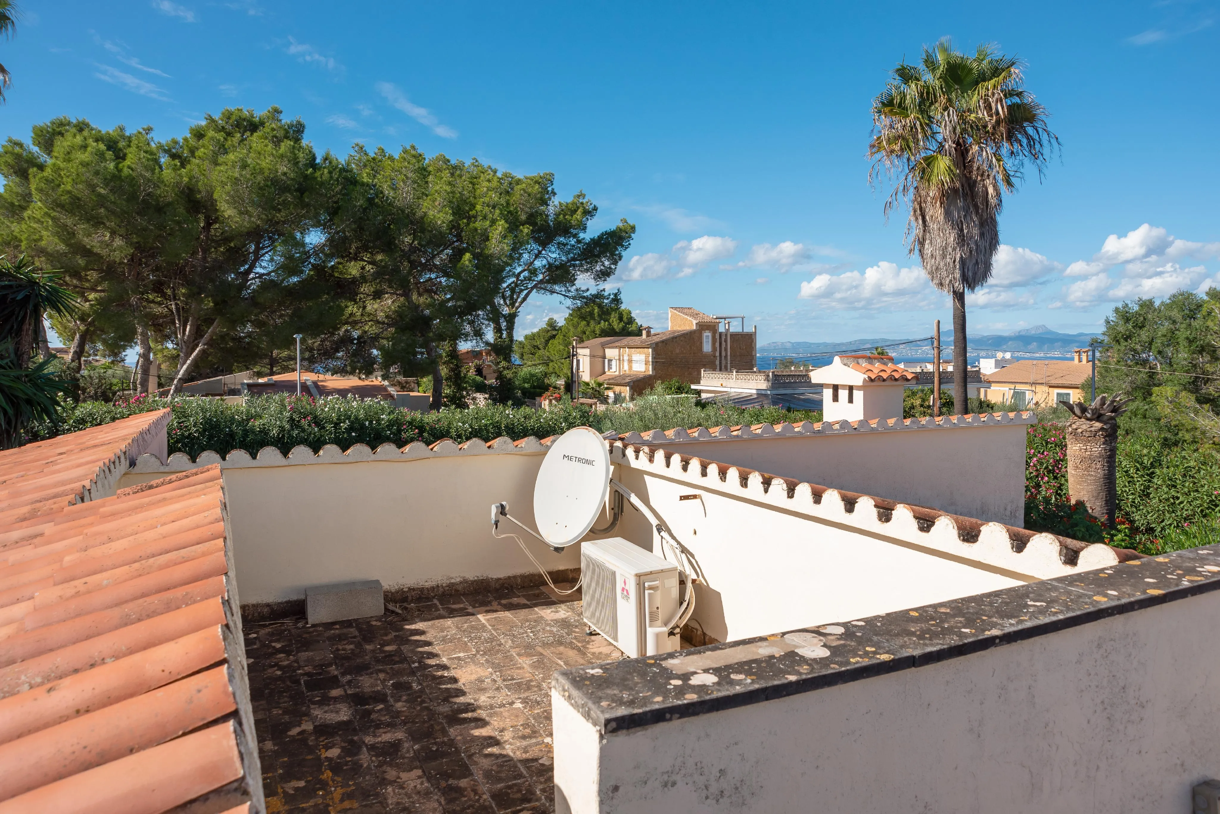 Su paraíso privado: Encantador bungalow con oasis de bienestar-16