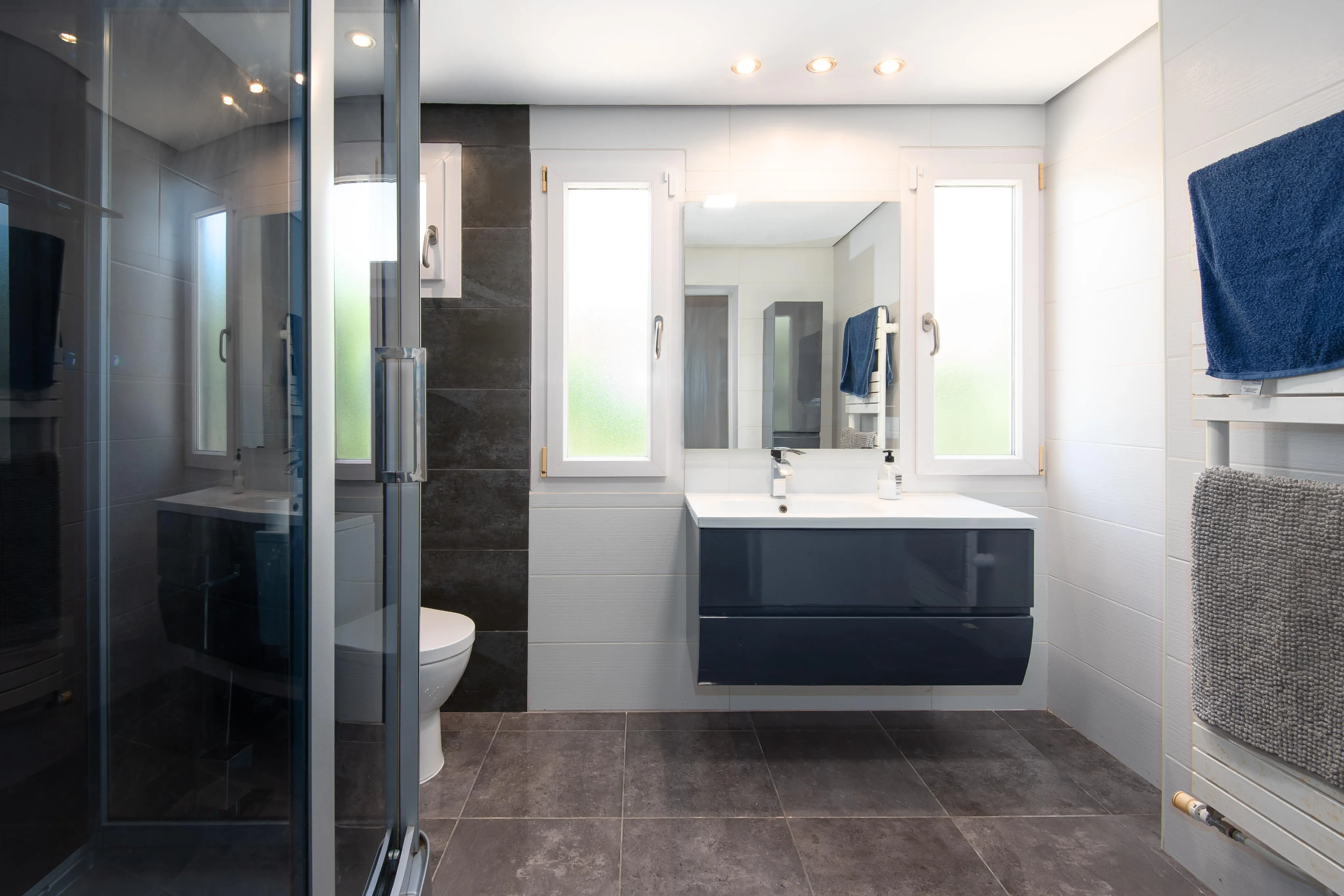 Jouw privéparadijs: Charmante bungalow met wellnessoase-14