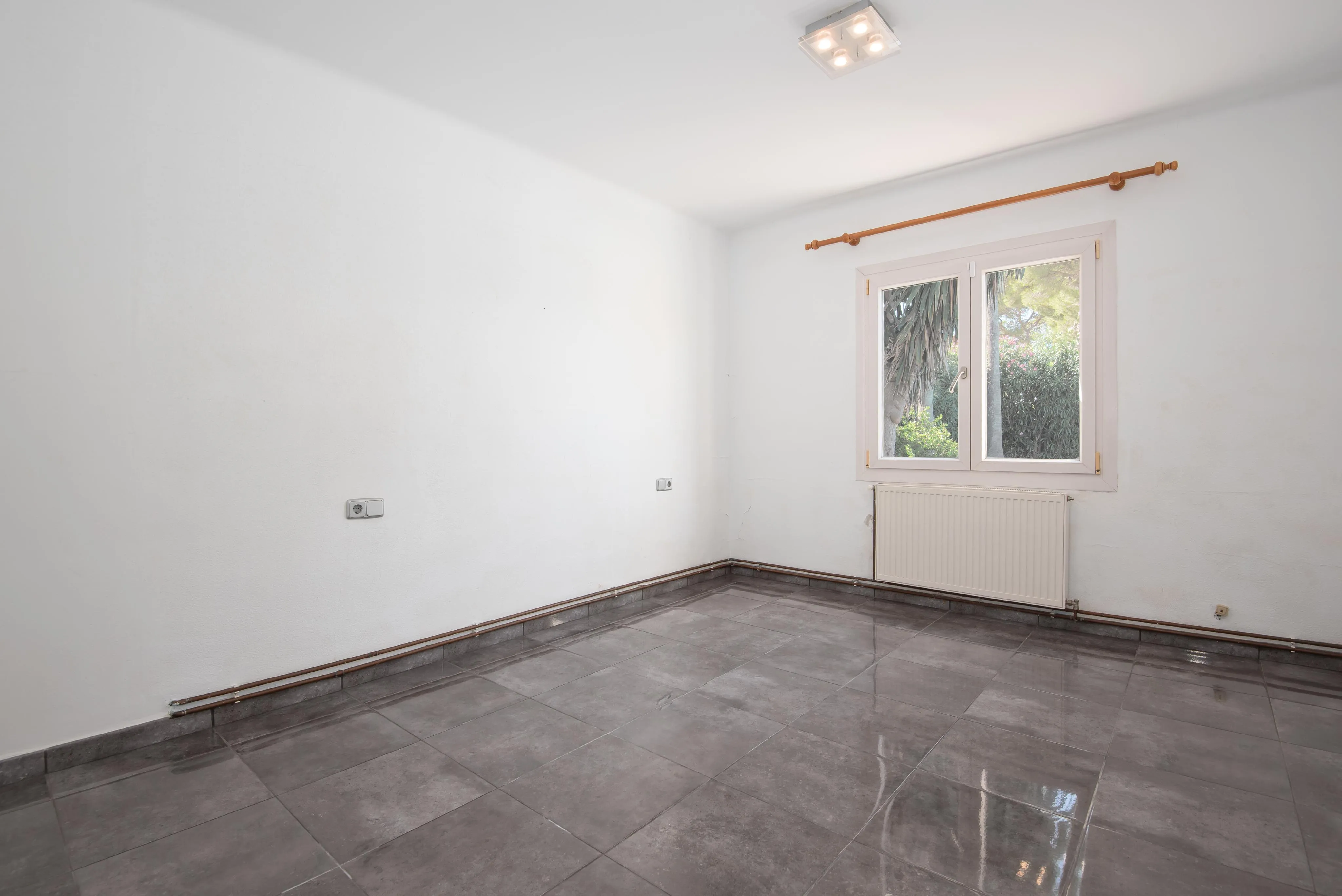 Jouw privéparadijs: Charmante bungalow met wellnessoase-9