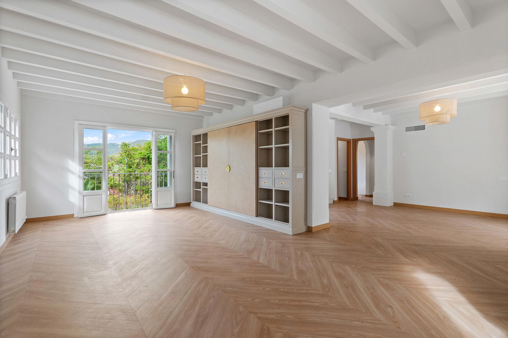 Fristående villa med utsikt över golfbanan i Arabella Park-5