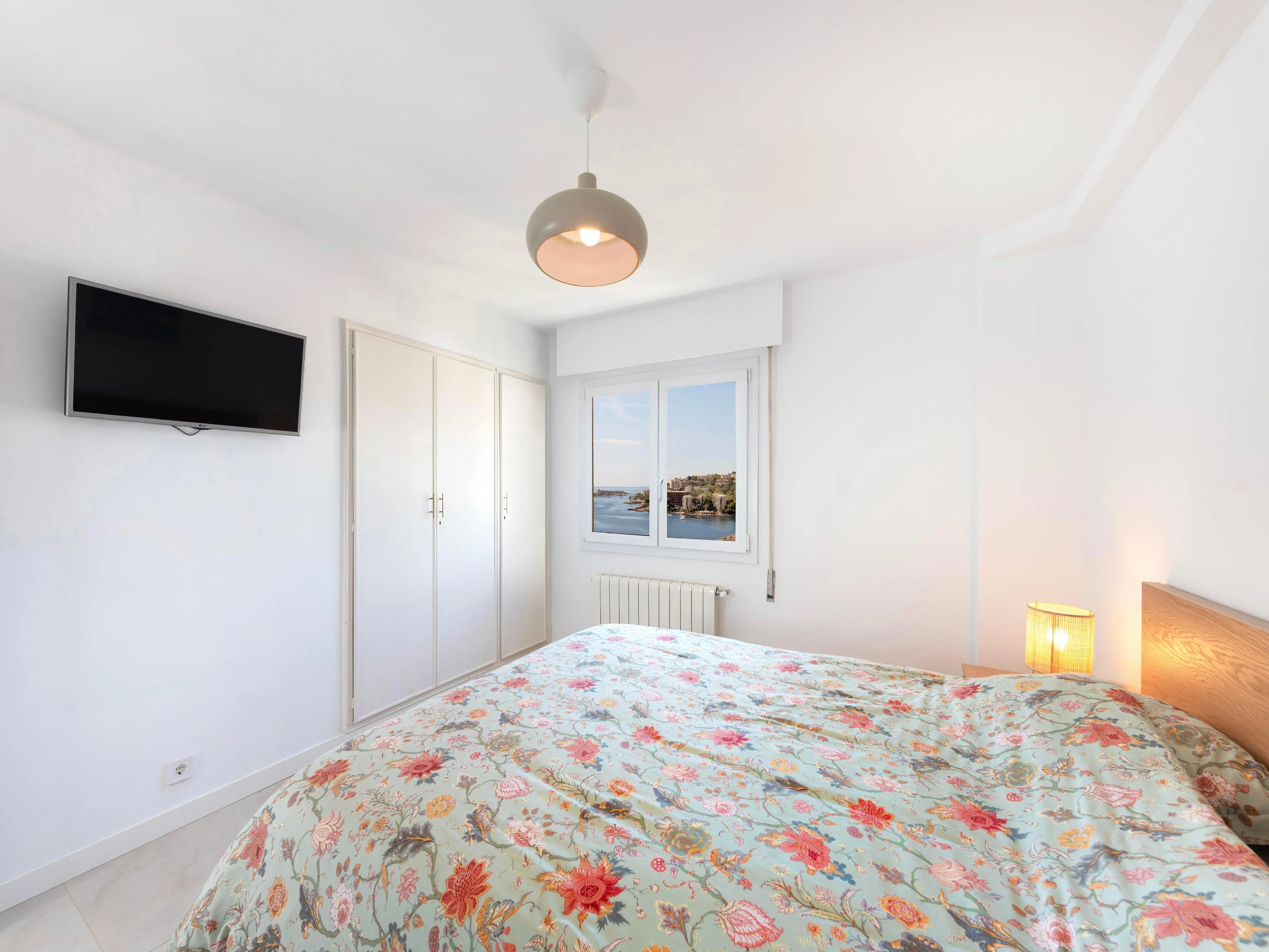 Exclusive apartment in San Agustín with Sea Access-4