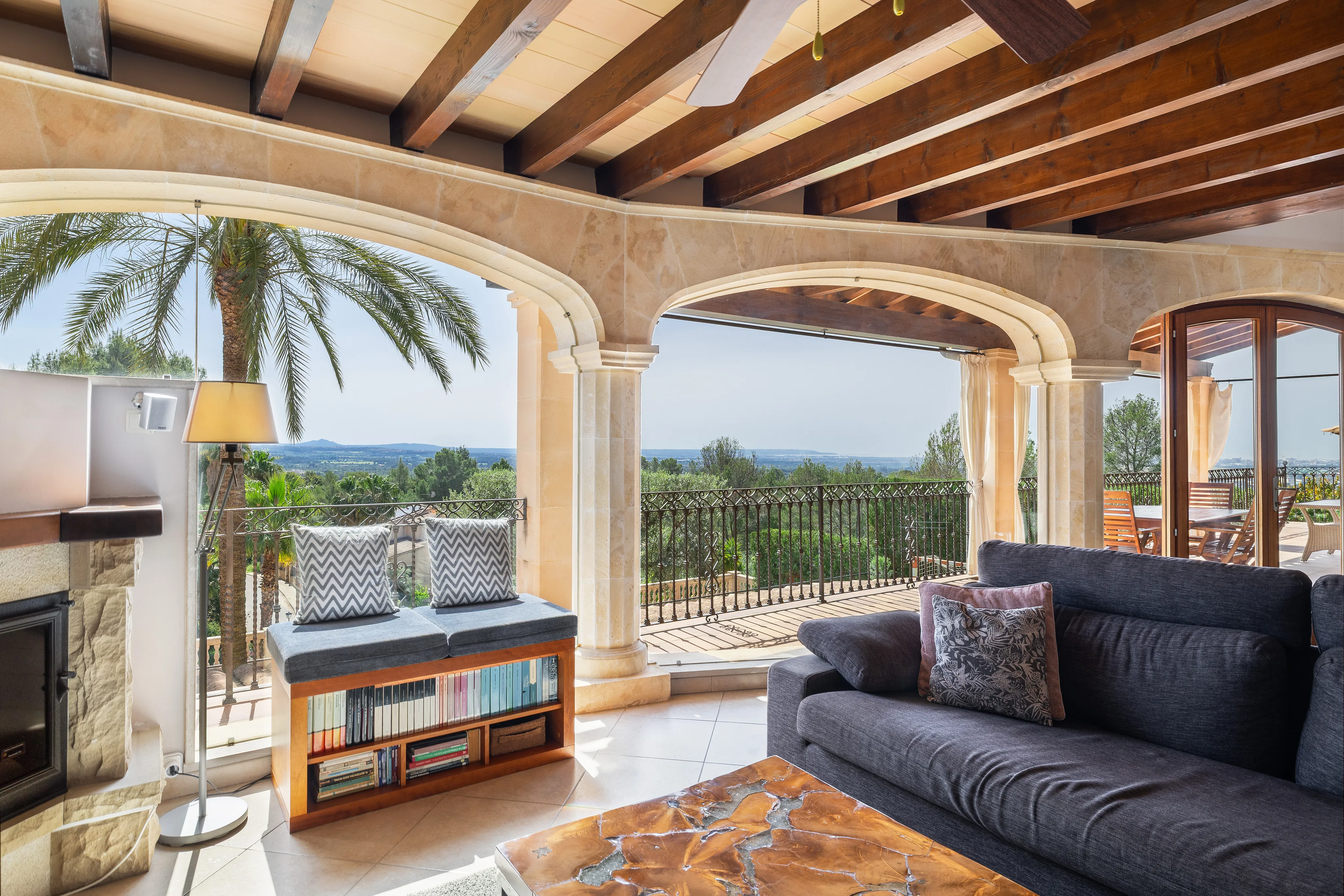 Villa mit Weitblick und Doppelgarage in Sa Coma-12