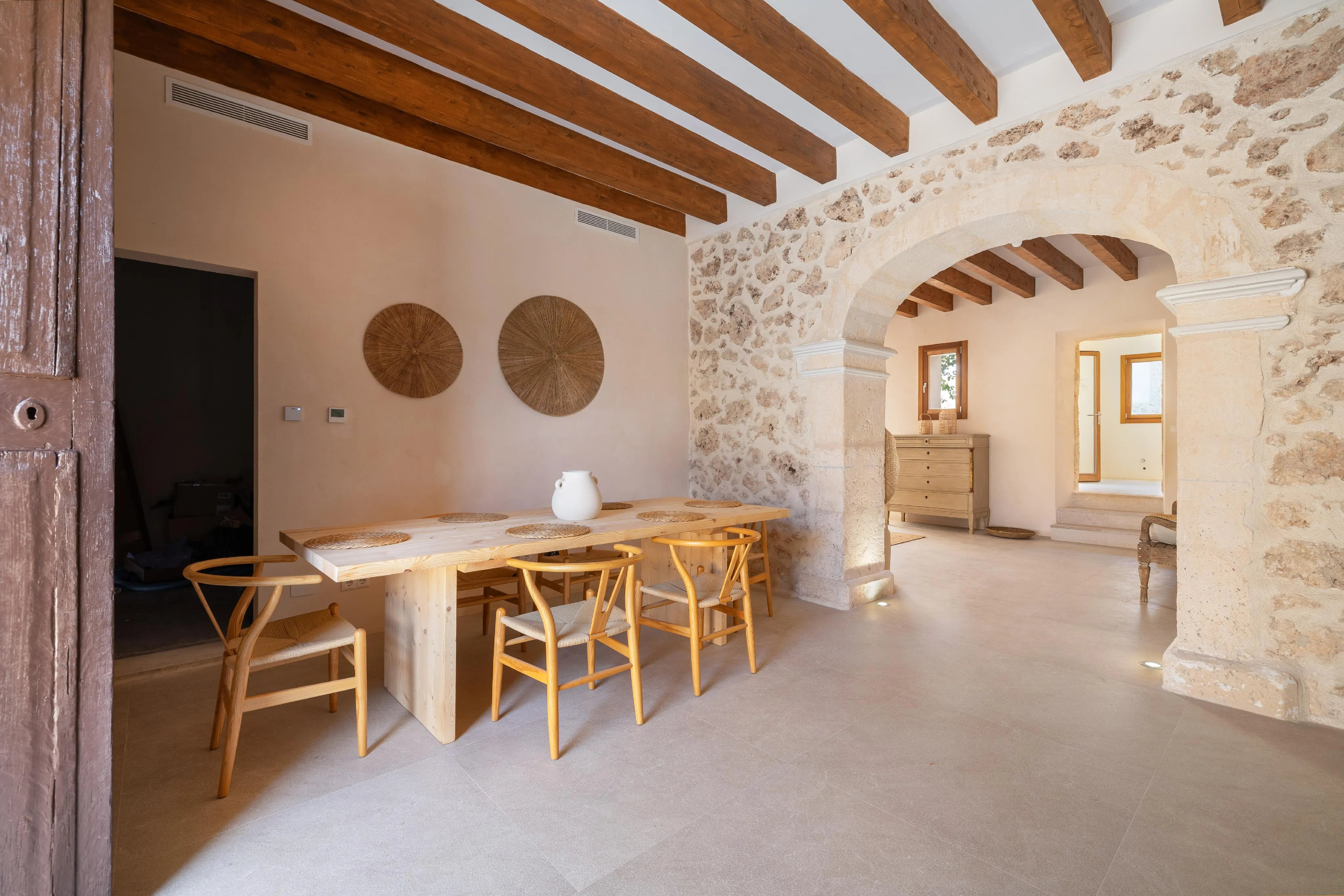 Casa di paese splendidamente ristrutturata con piscina-6