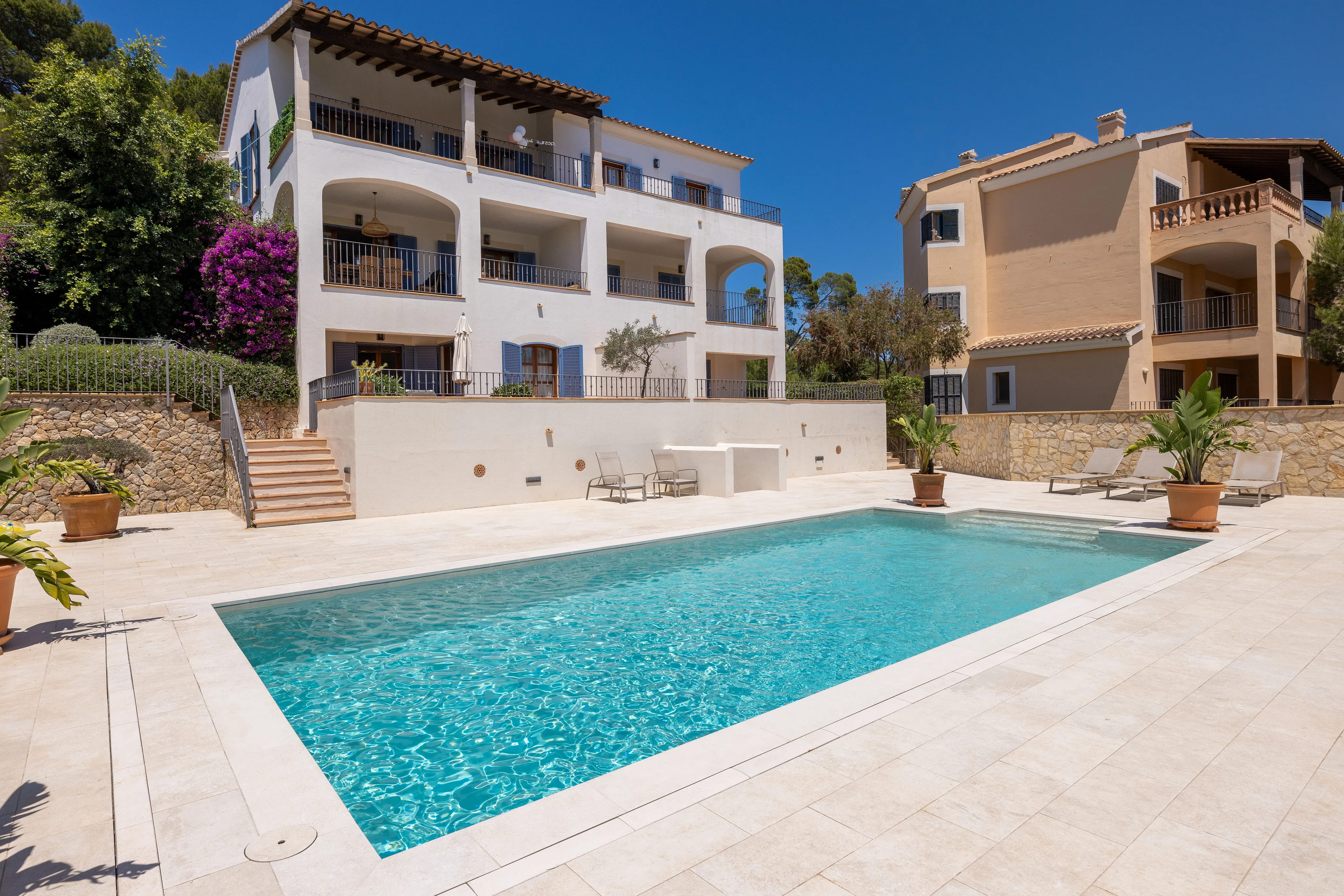 Harbour view apartment within walking distance to the yacht marina-16